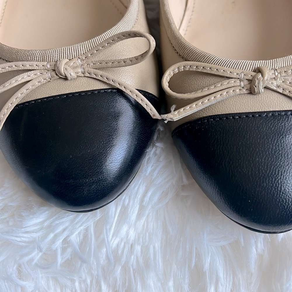 LAST CHANCE: Marc Fisher Two-Tone Beige and Black Ballet Flats - Picture 8 of 8